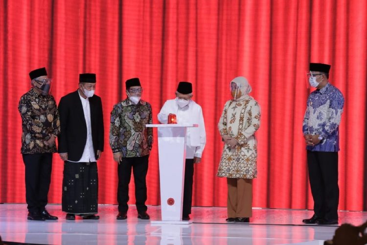 Wapres Ma’ruf Amin dalam acara Rembuk Nasional Vokasi dan Kewirausahaan serta peresmian BLK Komunitas Tahun 2020, di Pondok Pesantren Cipasung, Singaparna, Kabupaten Tasikmalaya, Jabar, Selasa (08/06/2021).